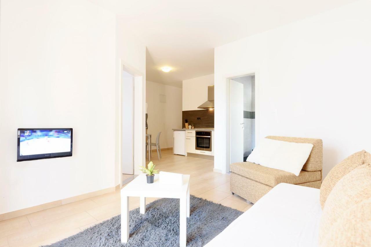 Very Special Apartments Пакоштане Екстер'єр фото